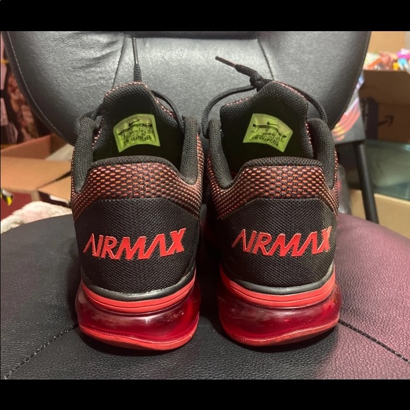 Nike AirMax EUC - Picture 3 of 5